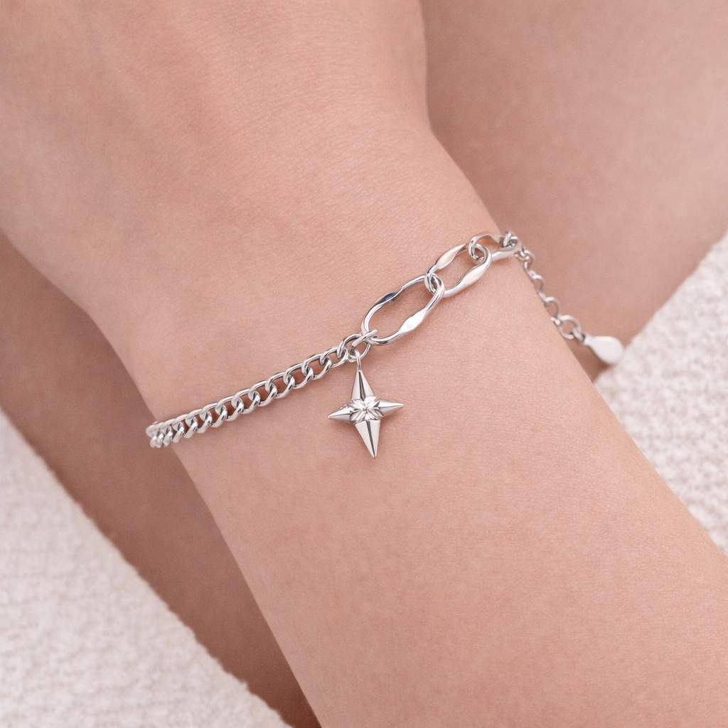 Star Pendant Bracelet